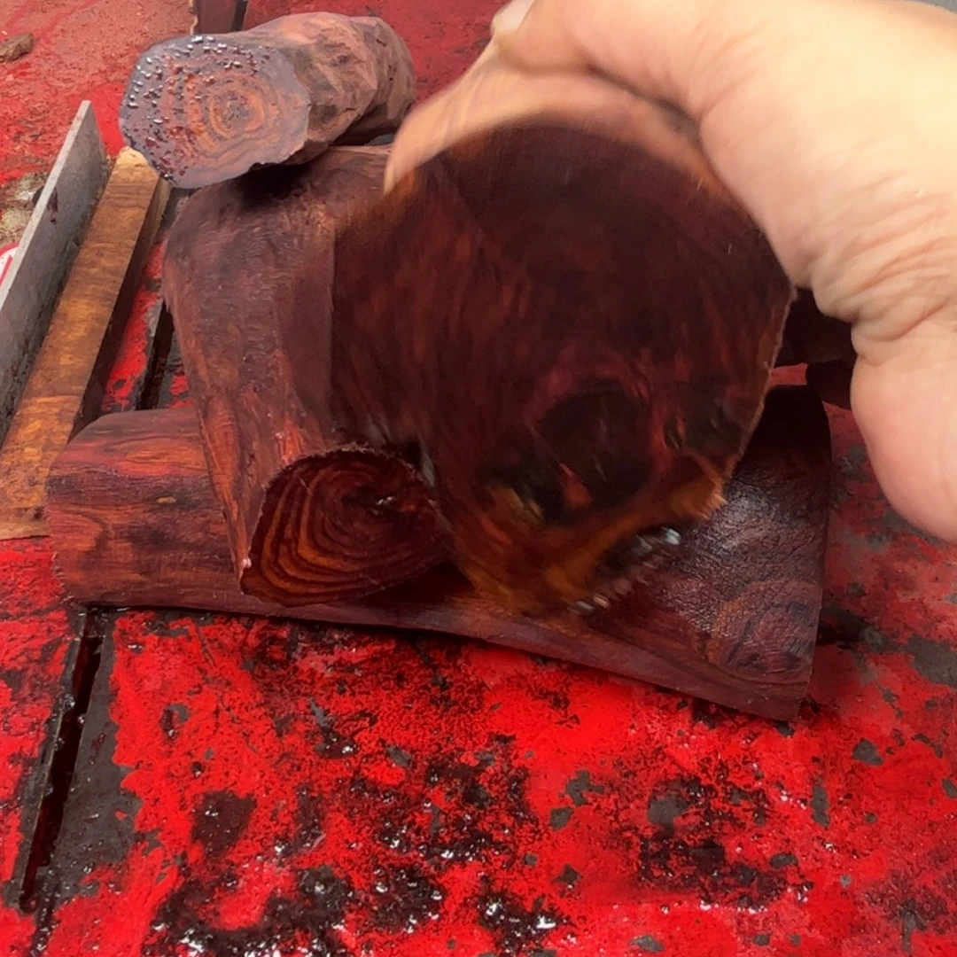 小***梦花梨木类手串12.13老型珠一串