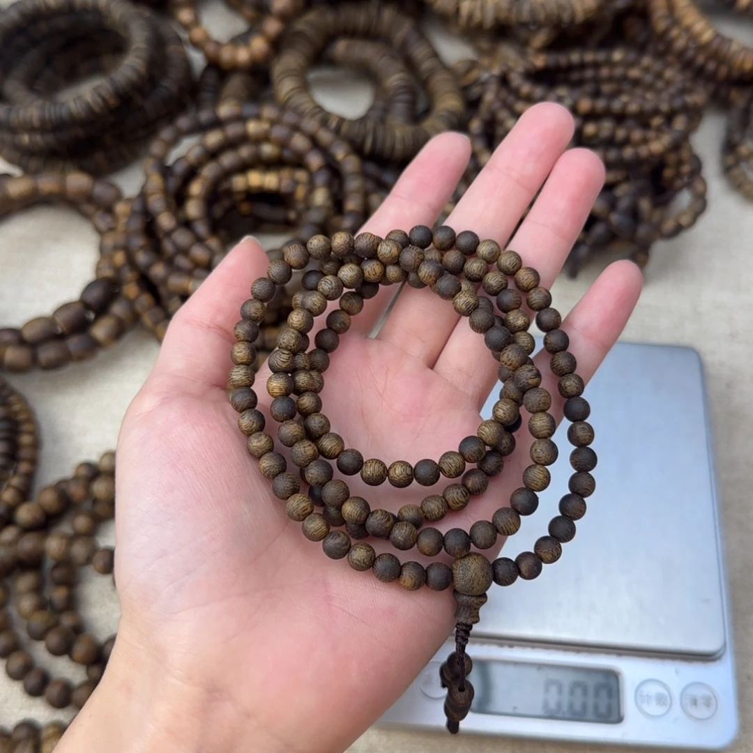 沉香碎屑沉香+沉水浮卡5圆珠多圈