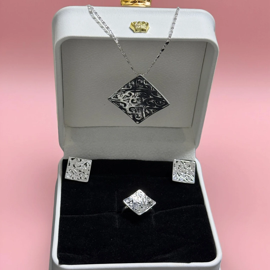 钛钢耳饰 菱形雕花银饰套装欧美耳环珠宝饰品吊坠银色