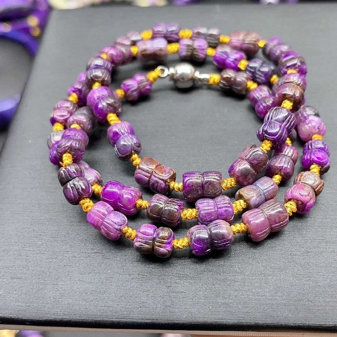 苏纪石（舒俱来）未镶嵌南非舒俱来并蒂莲项链