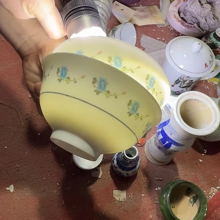 景德镇的陶瓷瓷器