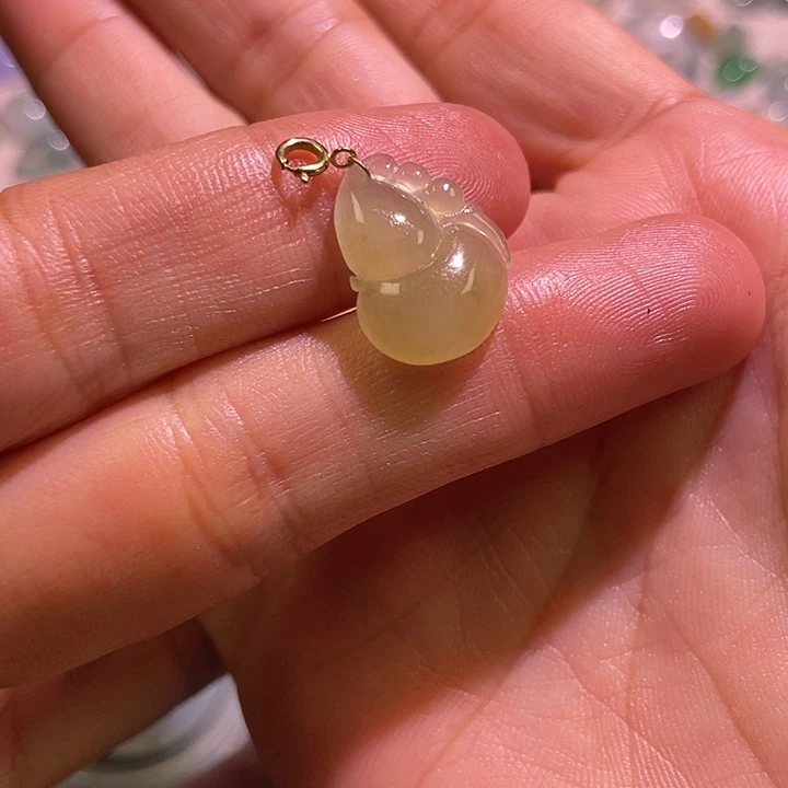 定制翡翠未镶嵌葫芦