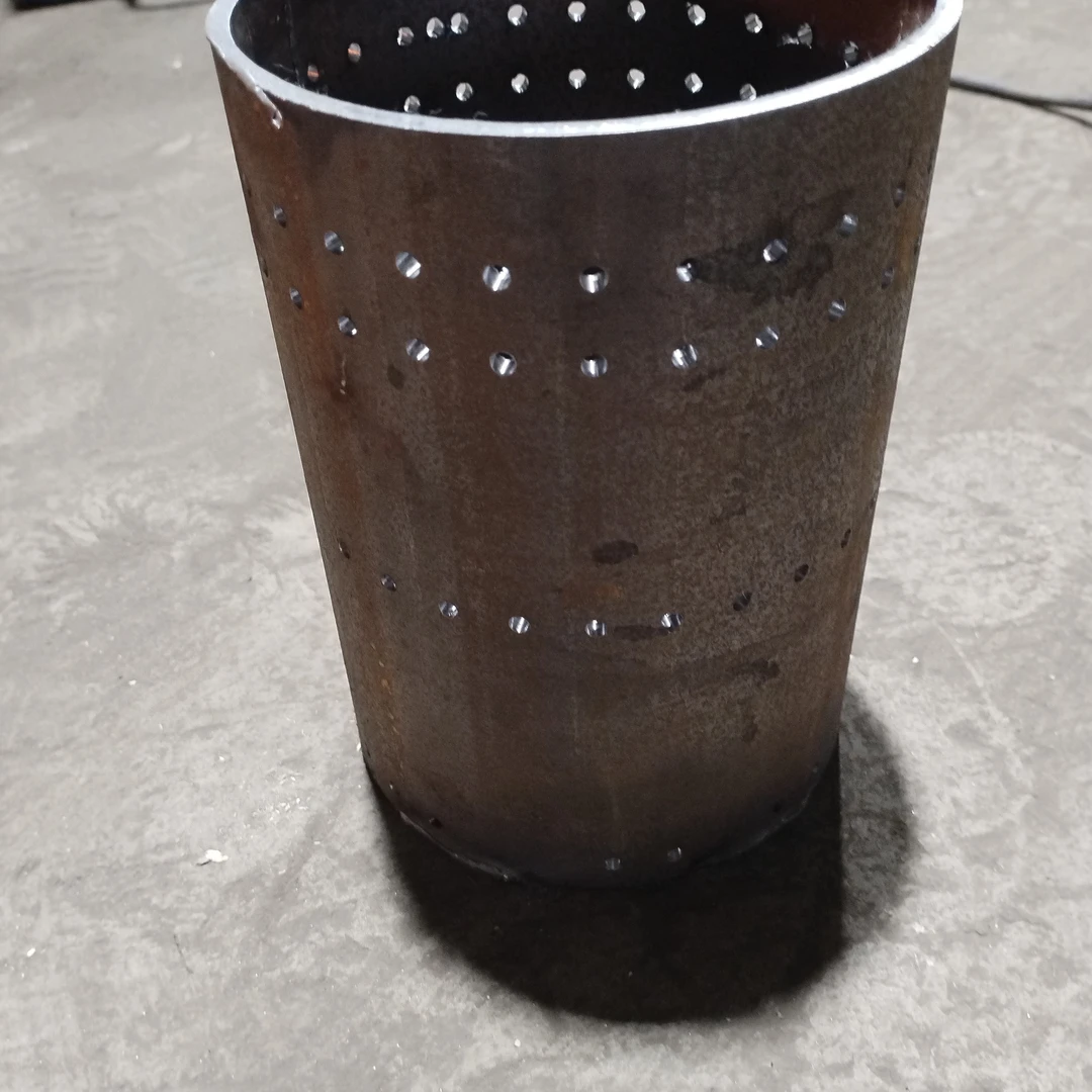 炉胆直径140厚度4毫米，