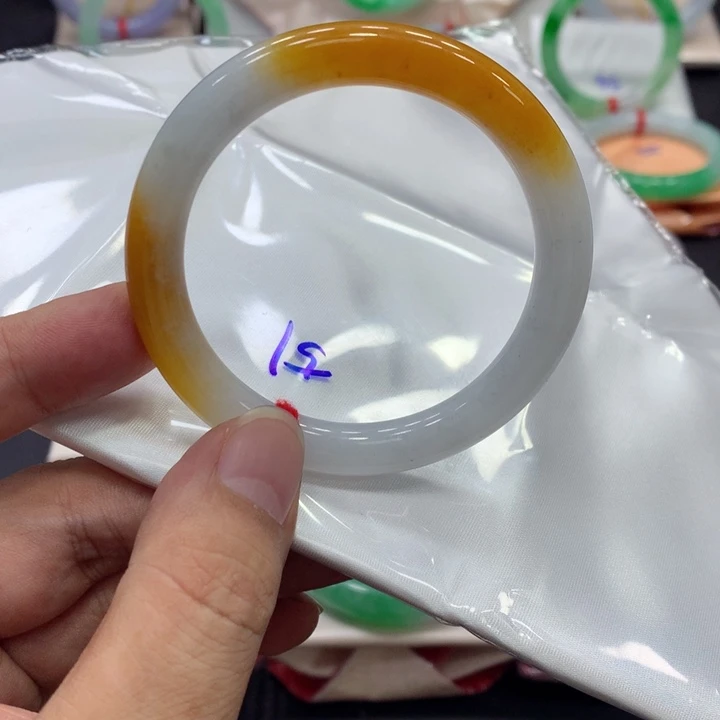 未镶嵌手镯翡翠翡翠