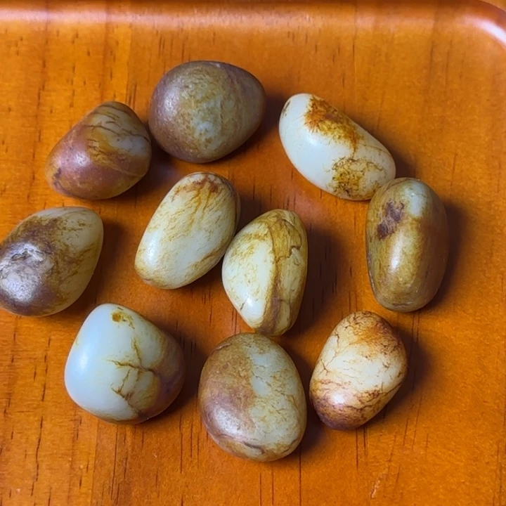 书***人未镶嵌和田玉把件
