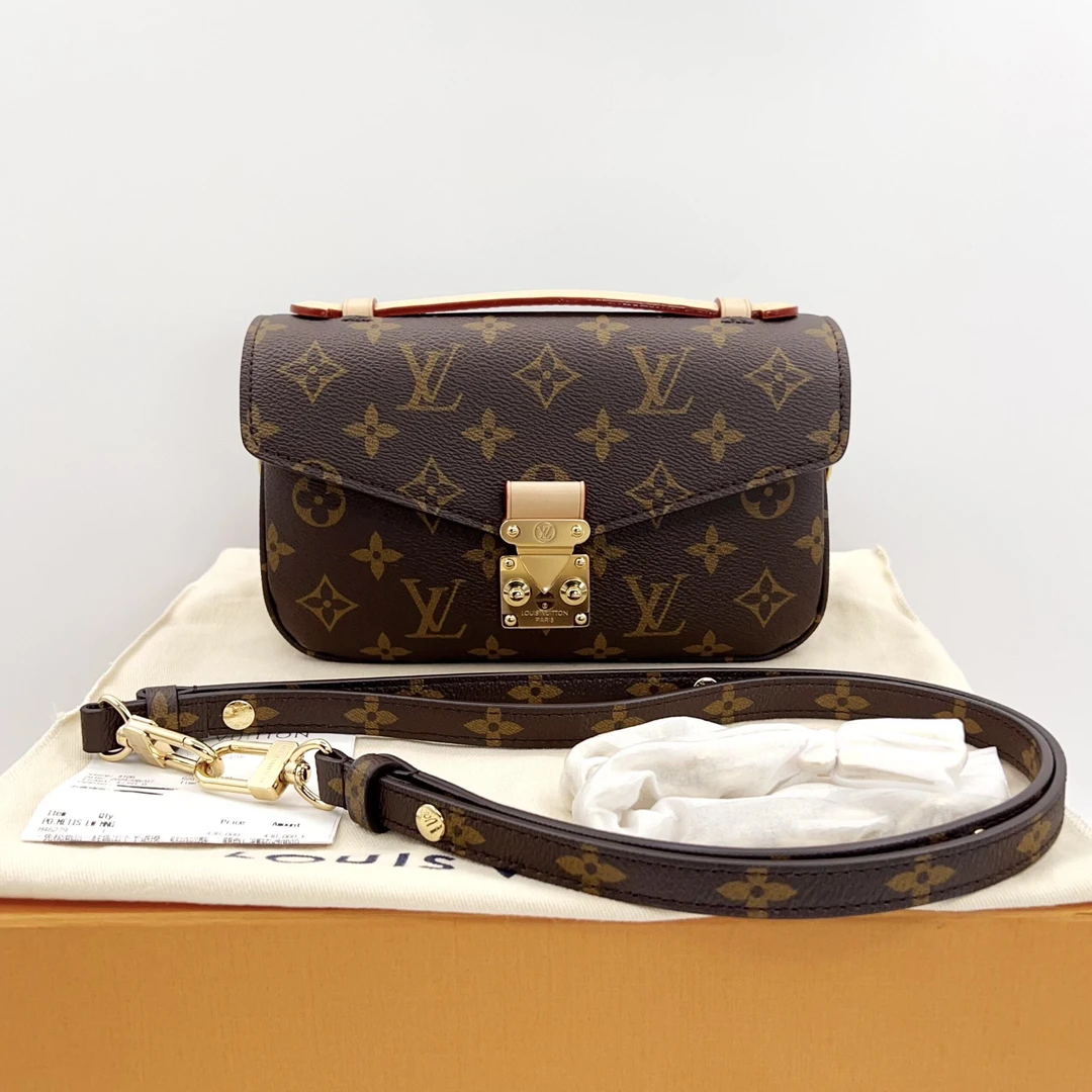 99新 LouisVuitton/路易威登 经典老花mini邮差包 芯片款 0396