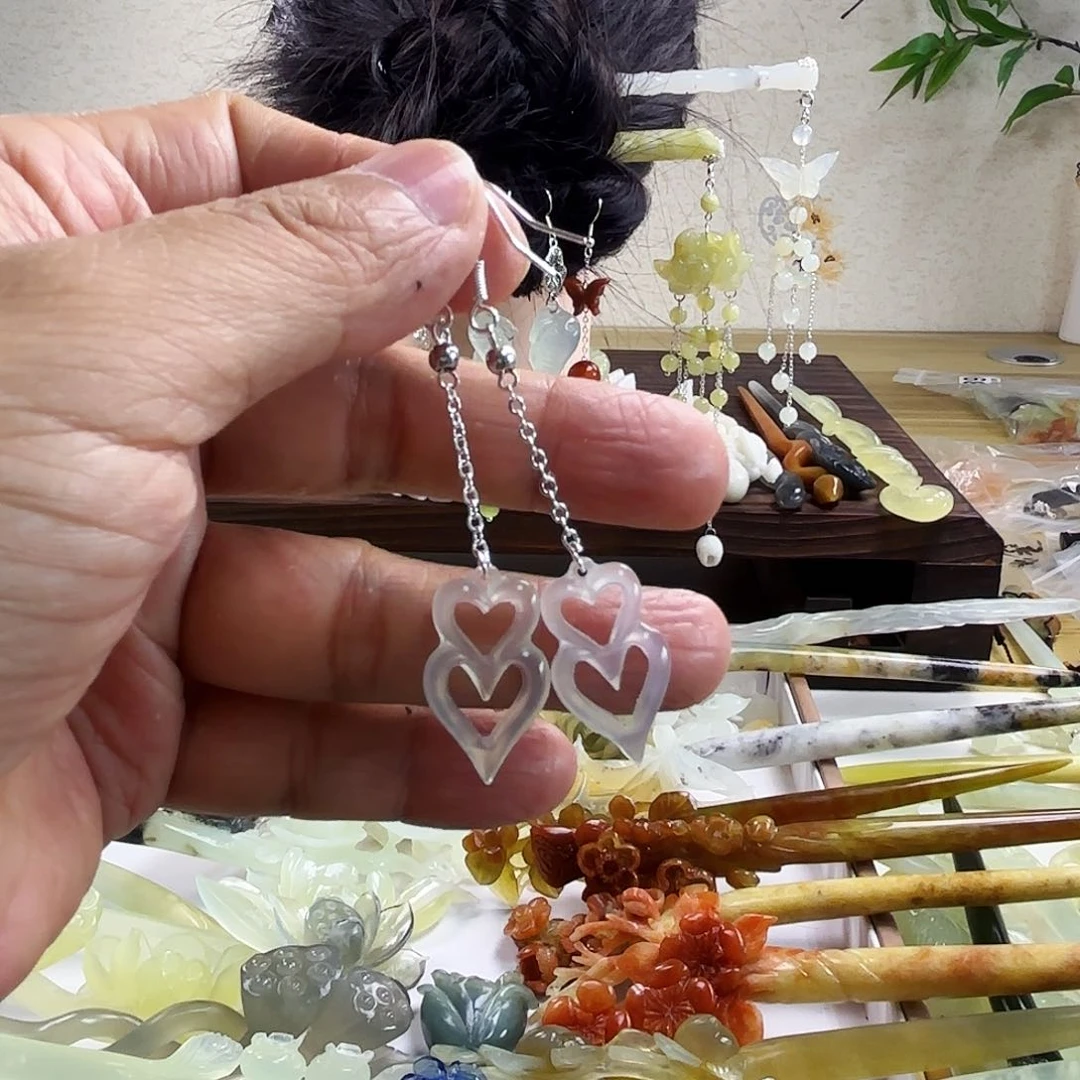 蛇纹石玉发饰合金