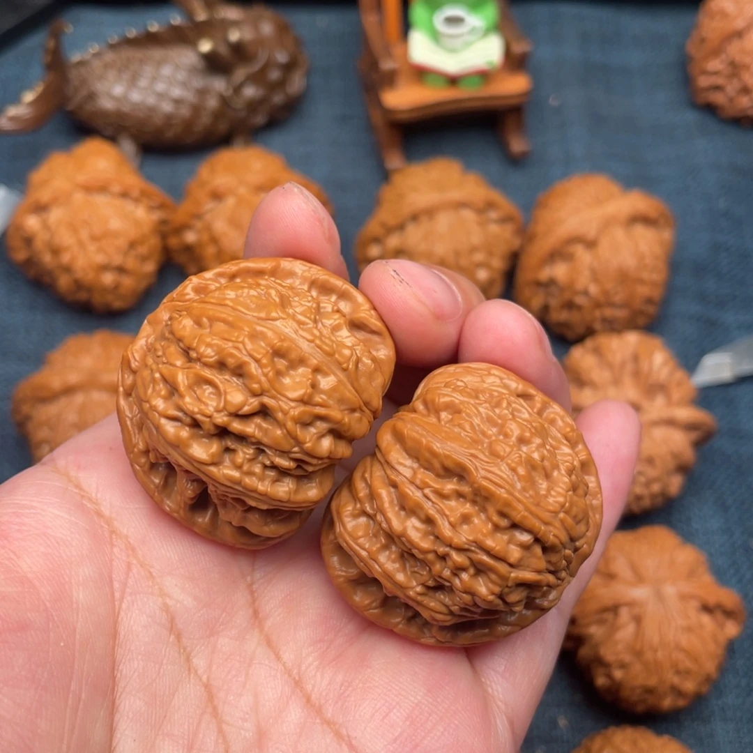 小***郎把件文玩核桃38全品球白