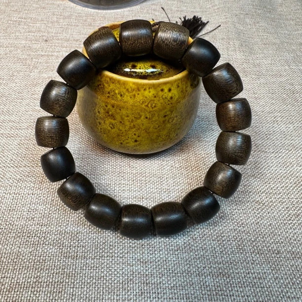 越南芽庄龙鳞矿化白棋桶珠1.2