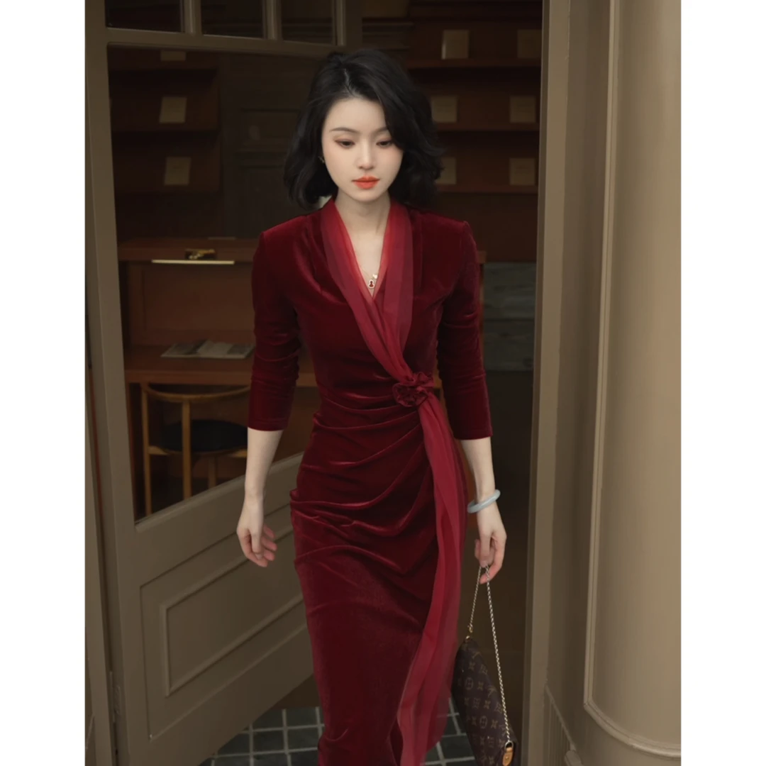 彩彩家【沙漠玫瑰】穿搭高级修身显瘦红色知性优雅时尚气质连衣裙