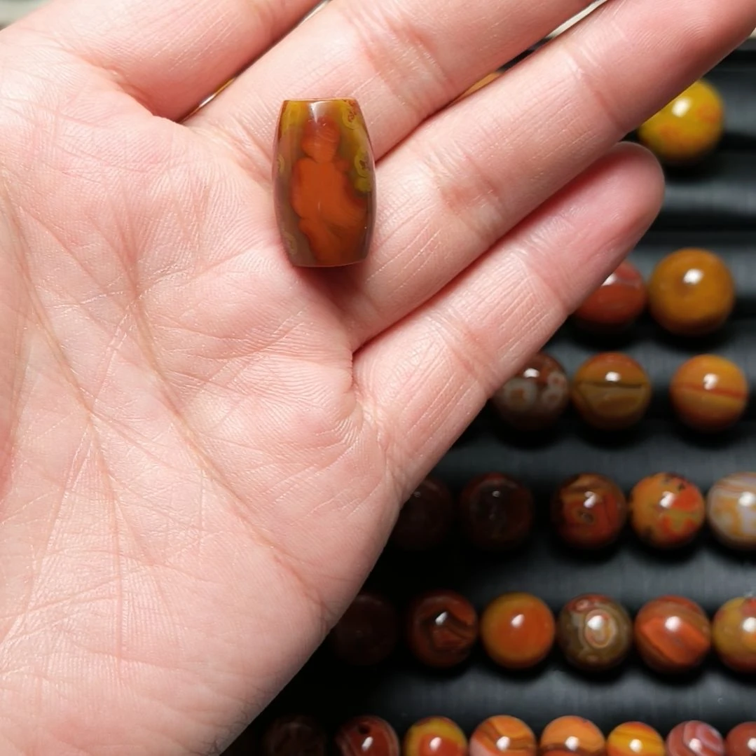 玛瑙/玉髓未镶嵌战国红玛瑙