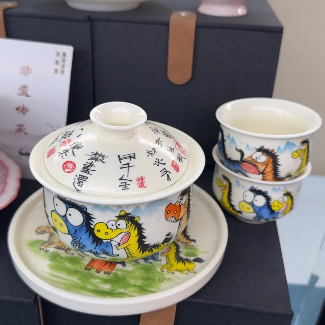 这些盖碗真好看！！！