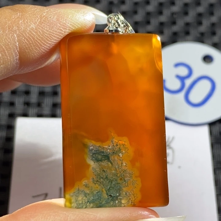 未镶嵌颈饰玛瑙/玉髓刘**播