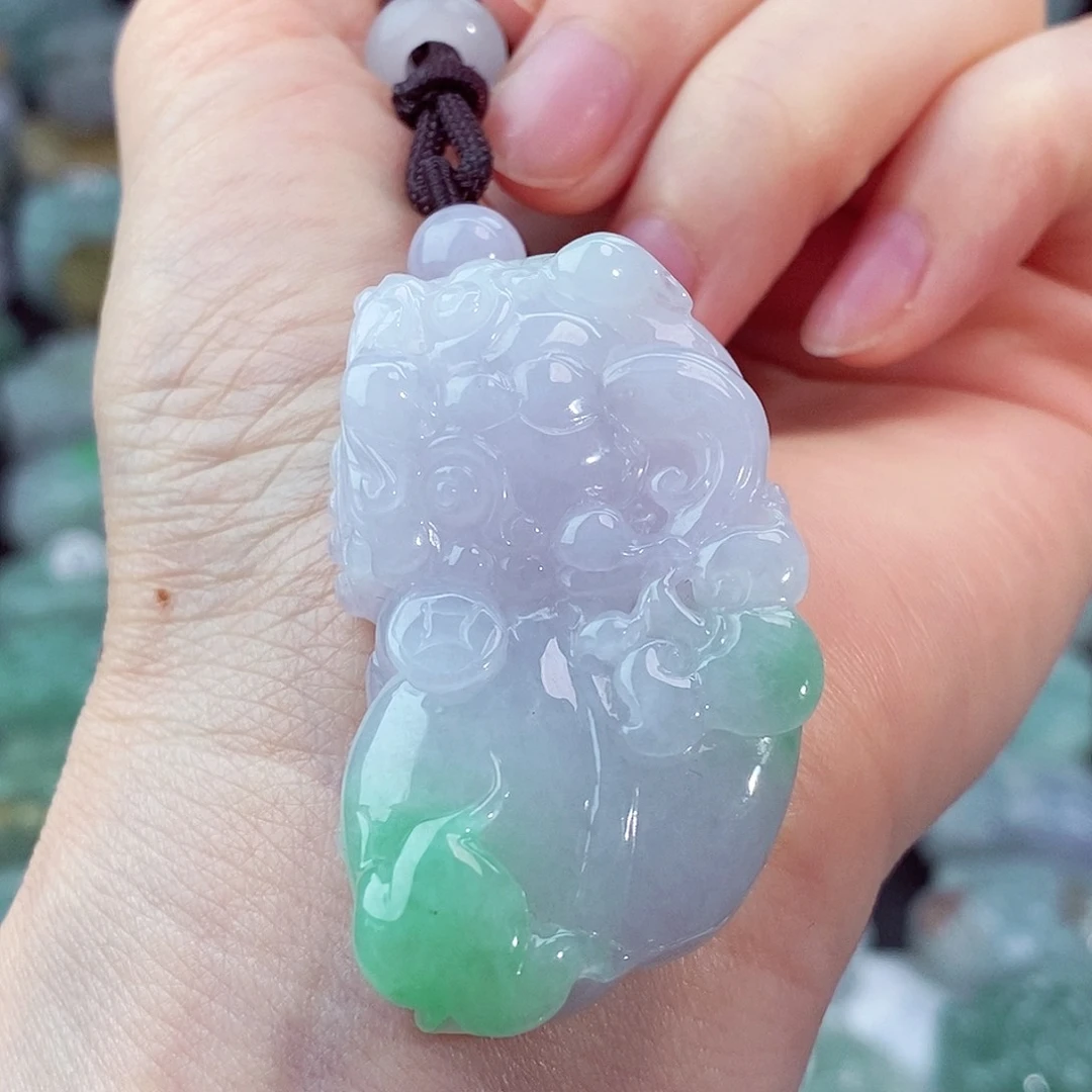 颈饰未镶嵌翡翠天然