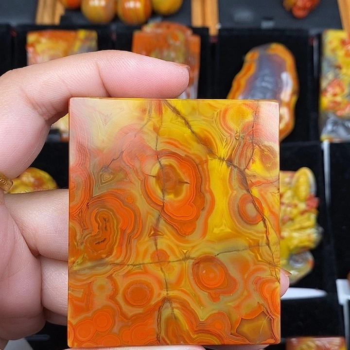 法***子玛瑙/玉髓未镶嵌天然玛瑙战国红