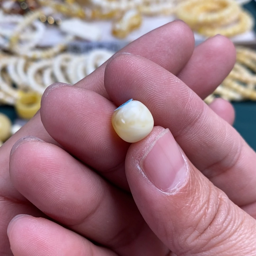 琥珀裸石未镶嵌ᝰ***?10+白花妖花