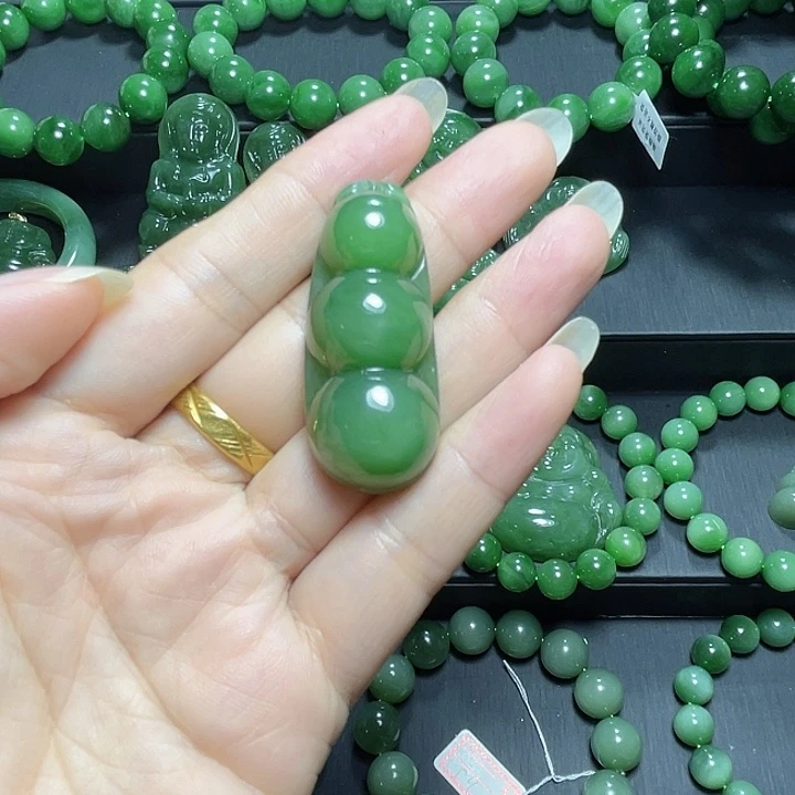 和田玉（碧玉）未镶嵌手链