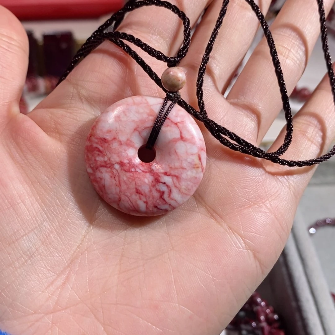 天然辰砂原石平安扣