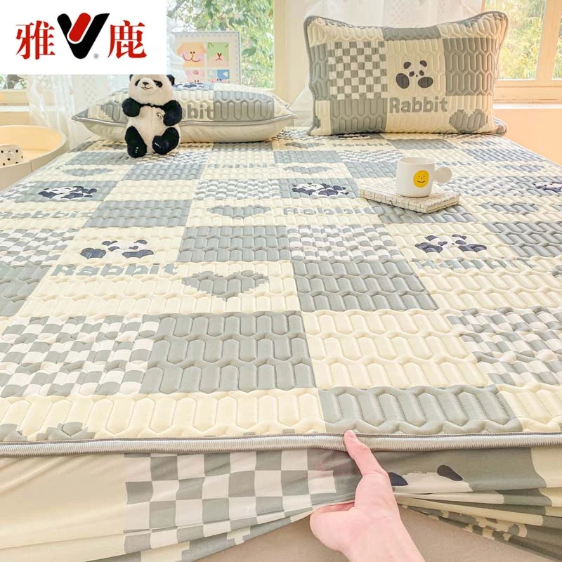 V/雅鹿夏季冰丝凉感乳胶床笠可水洗折叠家用空调席全包防滑床垫罩