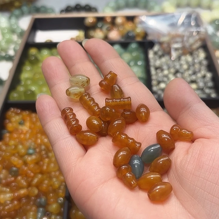 蛇纹石玉未镶嵌手串单珠24个玖***C