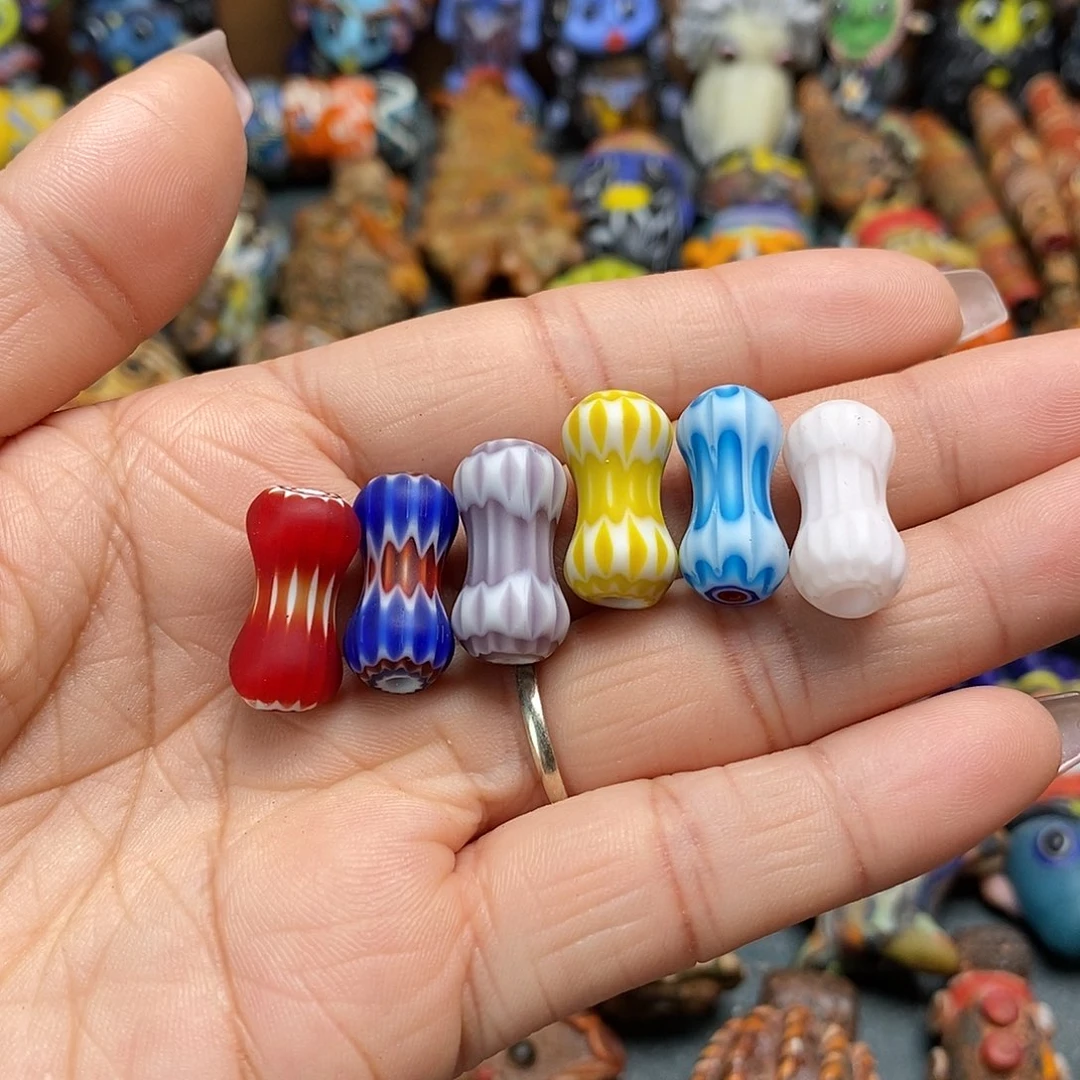 琉璃颈饰千花珠子一颗