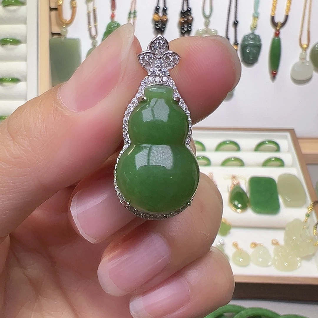 颈饰银S925镶嵌和田玉（碧玉）