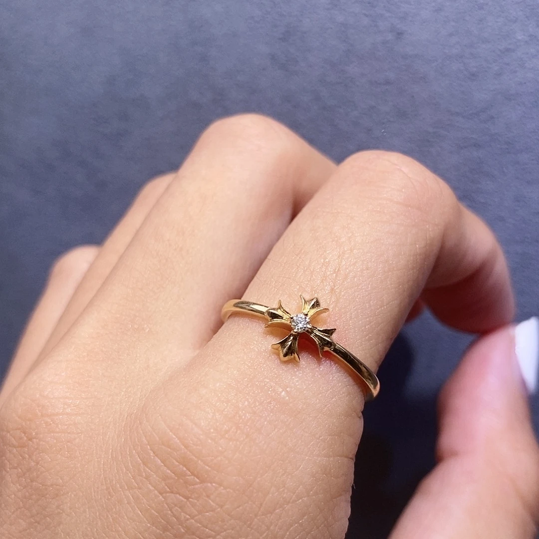 戒指/指环18K金镶嵌钻石小十字架戒指k黄14