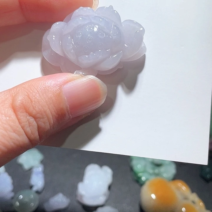 颈饰未镶嵌翡翠天
