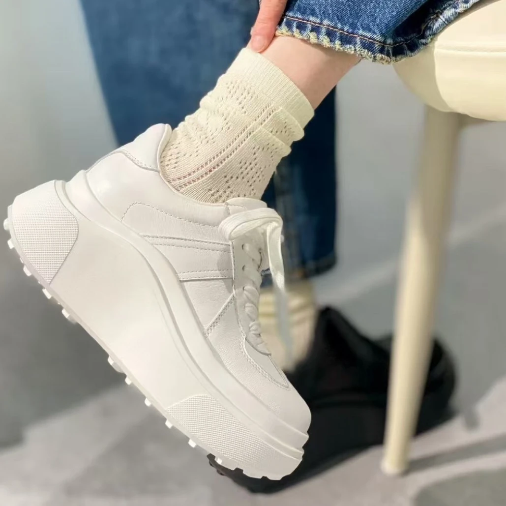 699-3黑，白牛皮，厚底，超轻35-39，