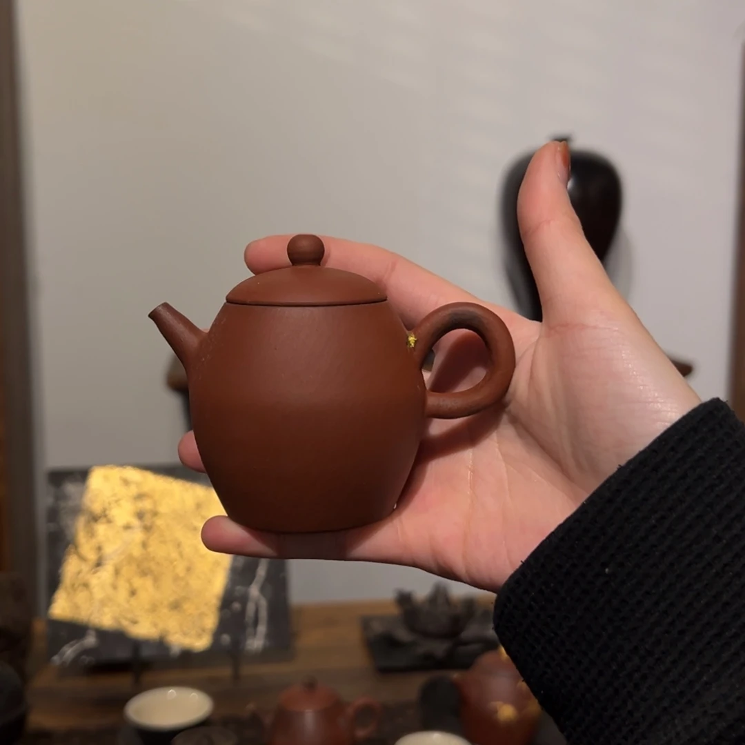 摆件陶瓷。     陶瓷。