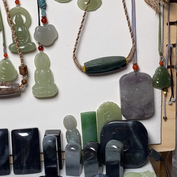 和田玉未镶嵌挂件