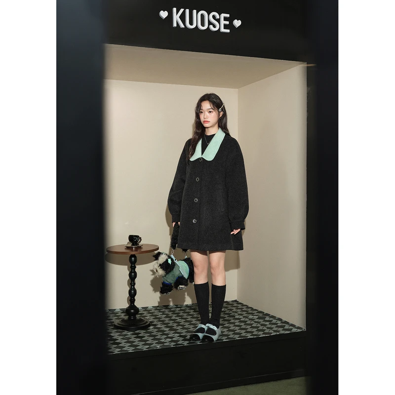 阔色黑灰色复古中长款毛呢外套女2025秋冬新款气质大衣KSE2510004