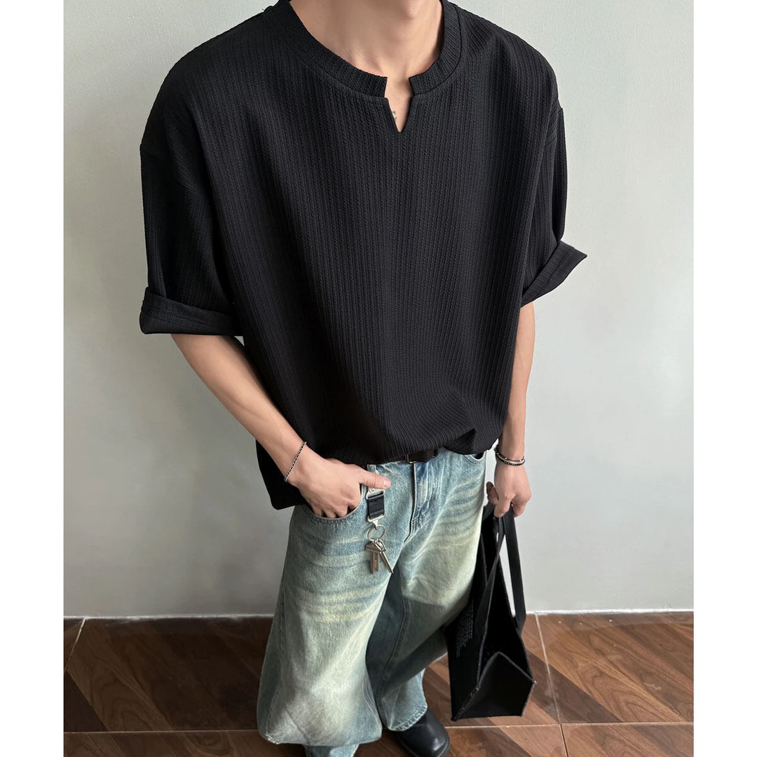 肌理感v领冰丝短袖男款夏季黑色痞帅凉感速干t恤美式内搭七分半袖