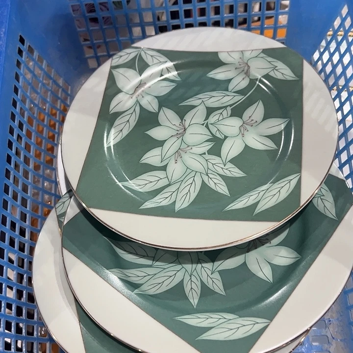 陶四个，111111111.927.7英寸