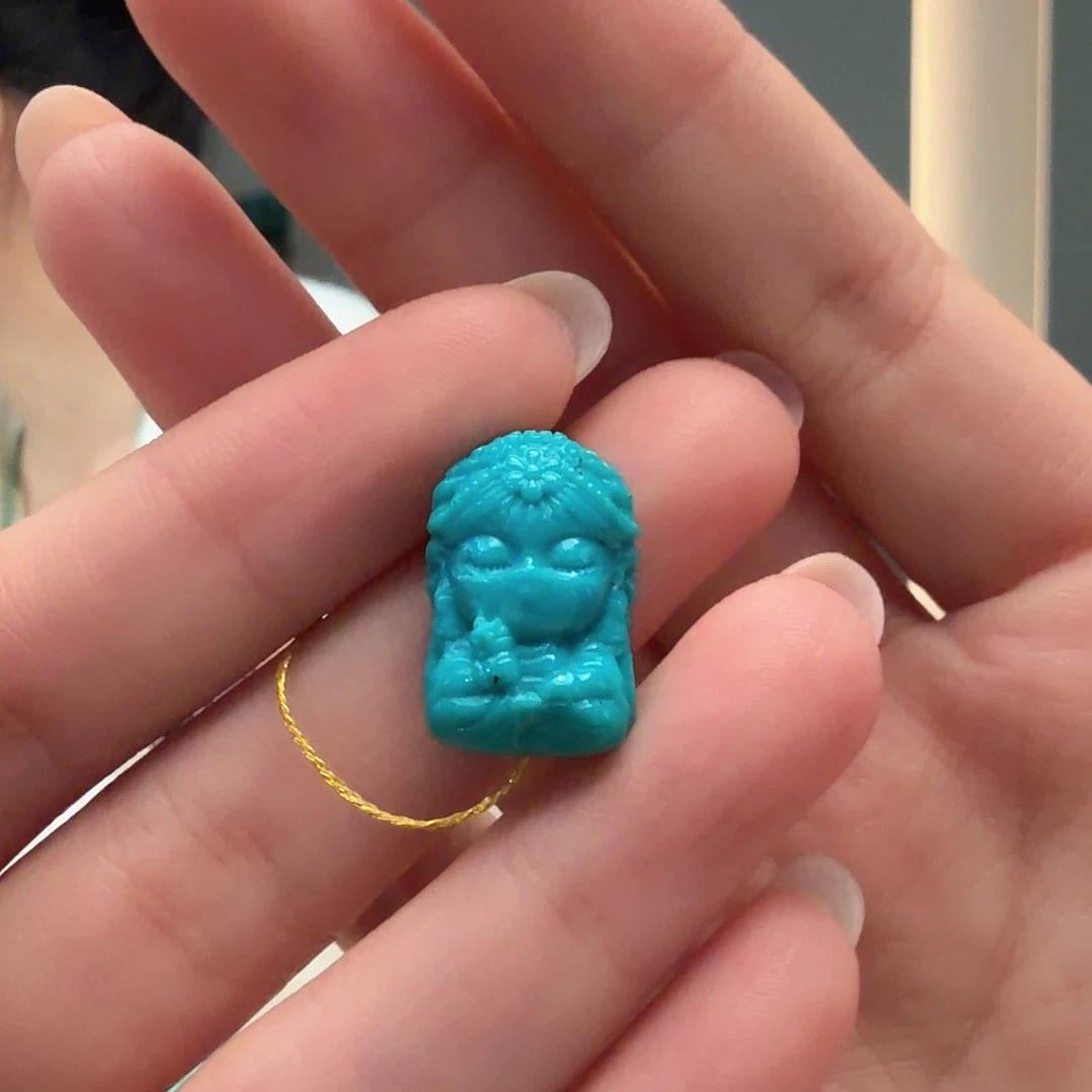 绿松石未镶嵌颈饰