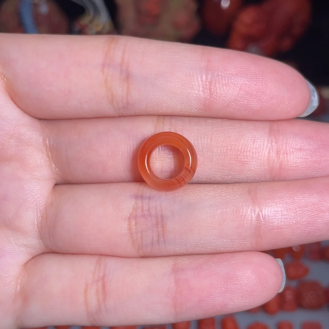 南红玛瑙未镶嵌冰飘跑环7.3mm