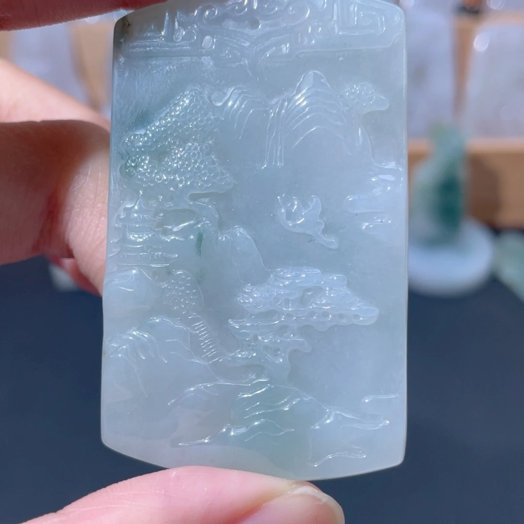 颈饰未镶嵌翡翠山水