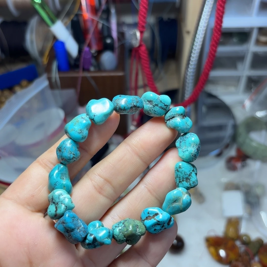 翡翠颈饰未镶嵌画****界