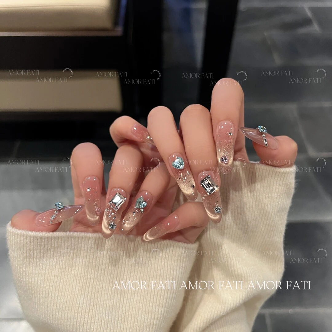 HERE'/手工【原创实拍】氧气感细闪橘色调微穿戴甲片2025新款高级感