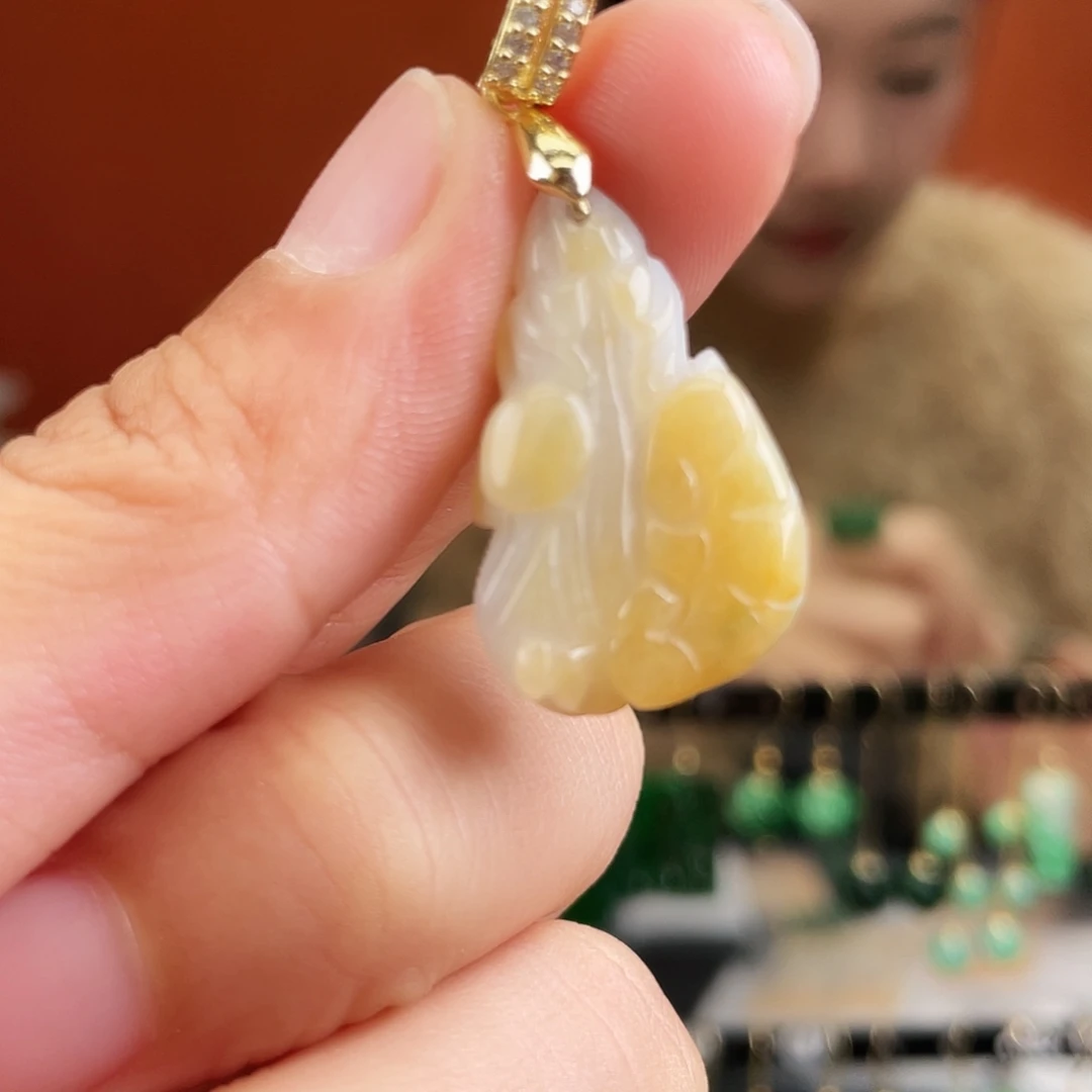 翡翠未镶嵌耳饰饰品