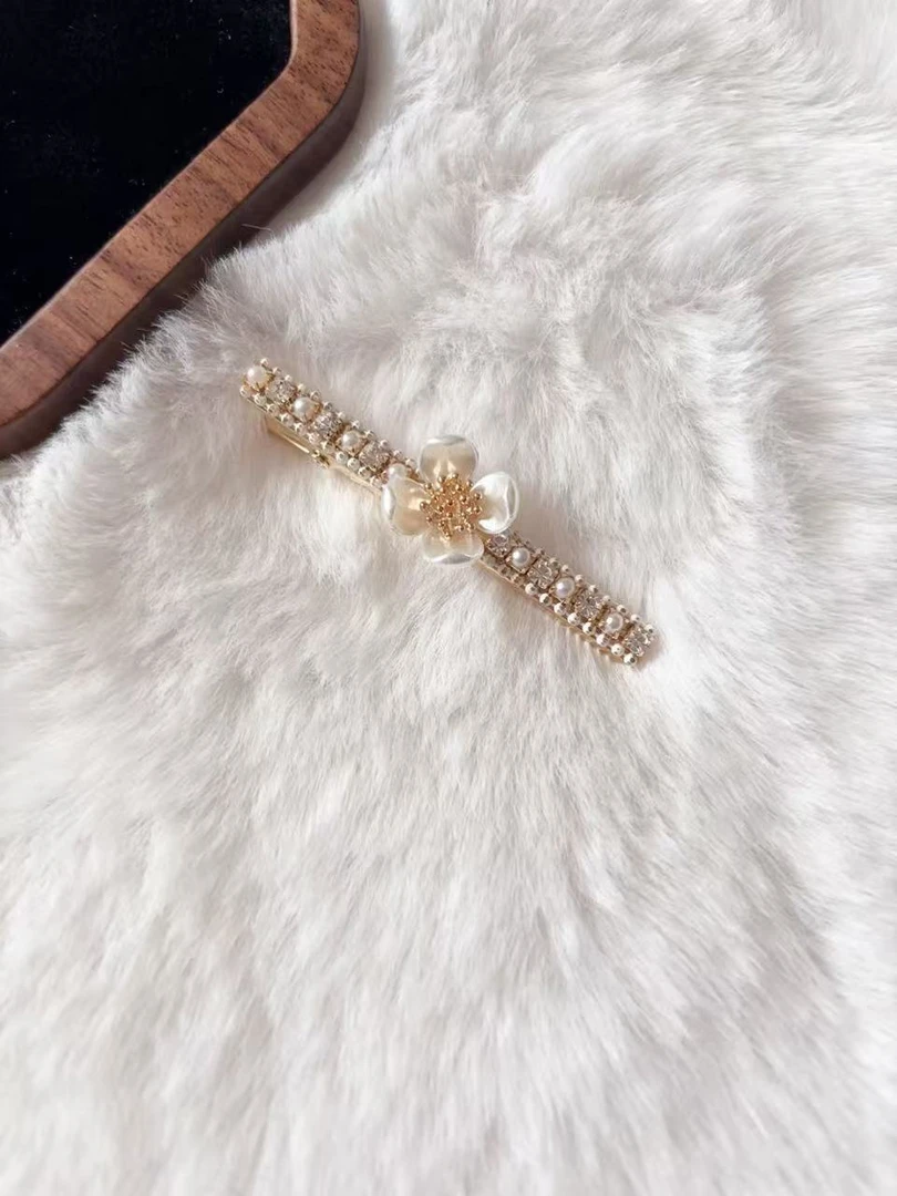 花朵球球发夹A49