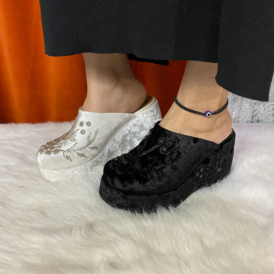 B026新疆包邮女款休闲爆款拖鞋