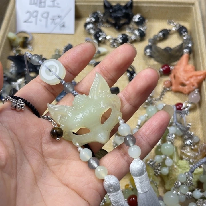 7***)蛇纹石玉合金颈饰