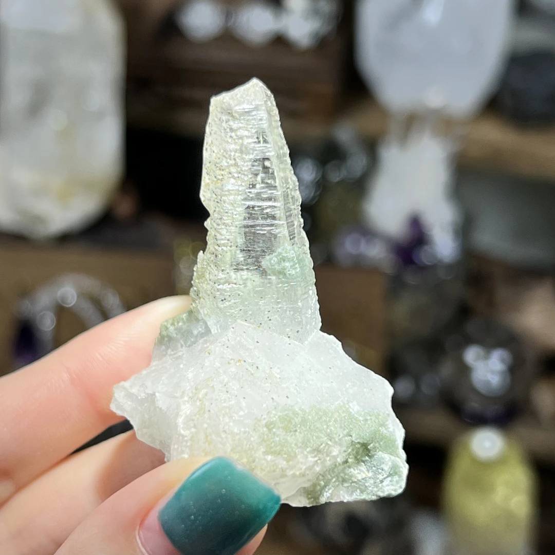 西藏喜马拉雅水晶绿幽灵一物一图