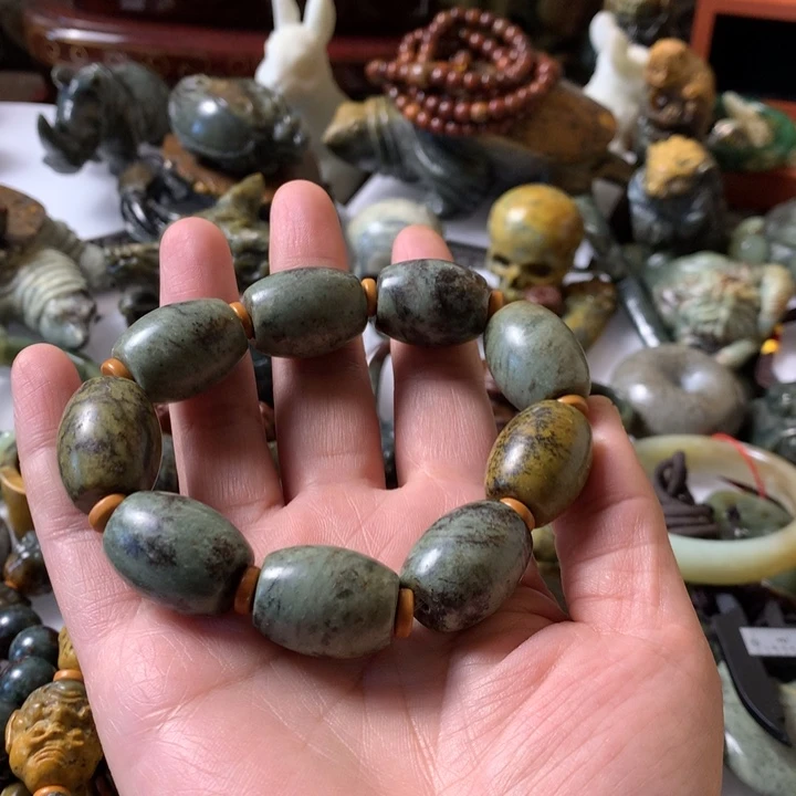 手链未镶嵌岫岩河磨玉（透闪石质玉）