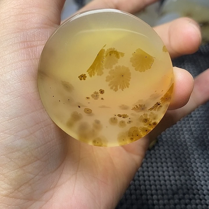 未镶嵌玛瑙/玉髓珠宝奇石