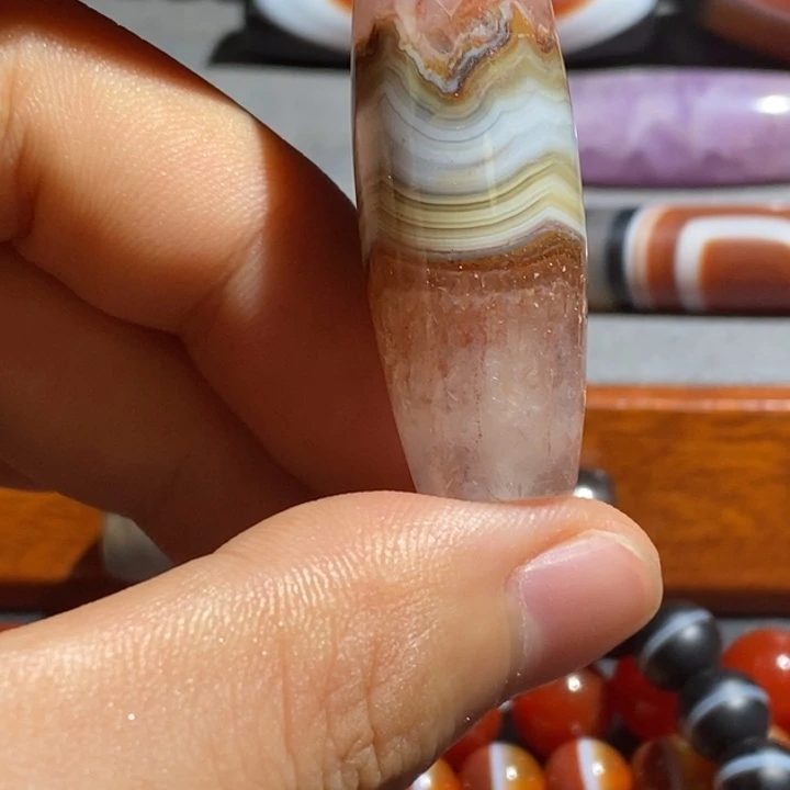 巴***鲁玛瑙/玉髓颈饰未镶嵌