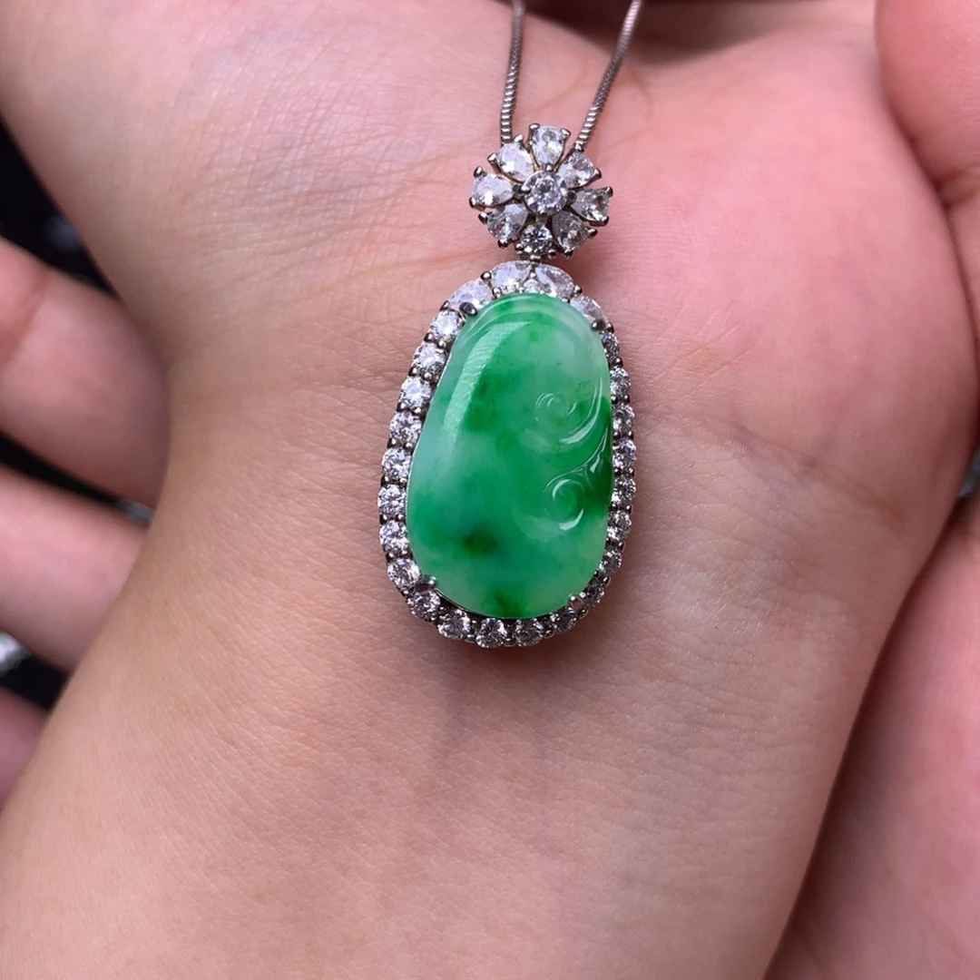 吊坠(赠链)银S925镶嵌翡翠