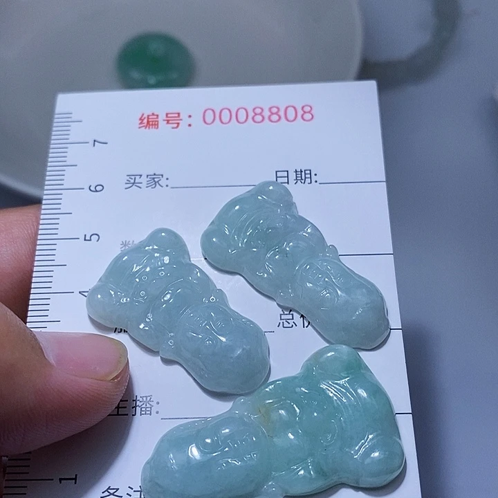 翡翠颈饰未镶嵌一