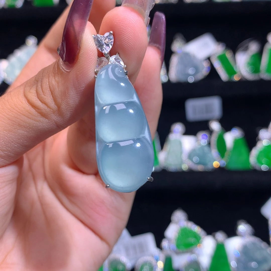 【闪购商品】颈饰银S925镶嵌翡翠天然翡翠